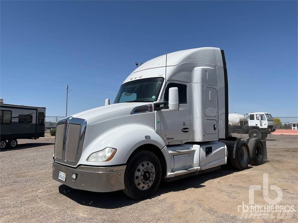 Kenworth T680 Motrici e Trattori Stradali