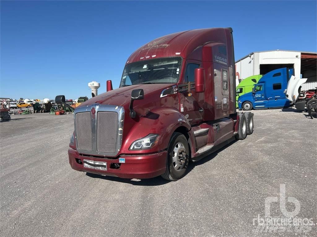 Kenworth T680 Motrici e Trattori Stradali