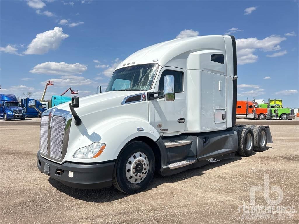 Kenworth T680 Motrici e Trattori Stradali