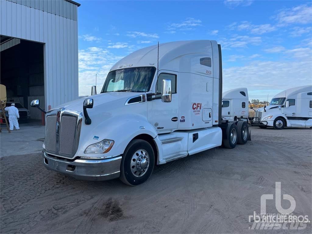 Kenworth T680 Motrici e Trattori Stradali