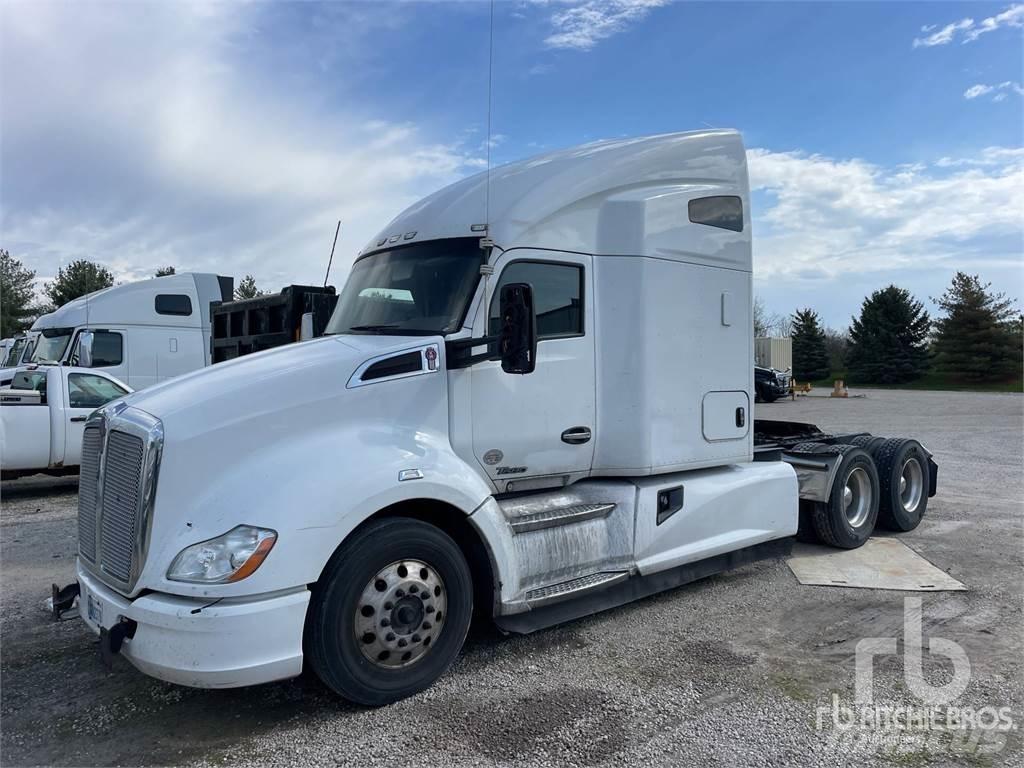 Kenworth T680 Motrici e Trattori Stradali