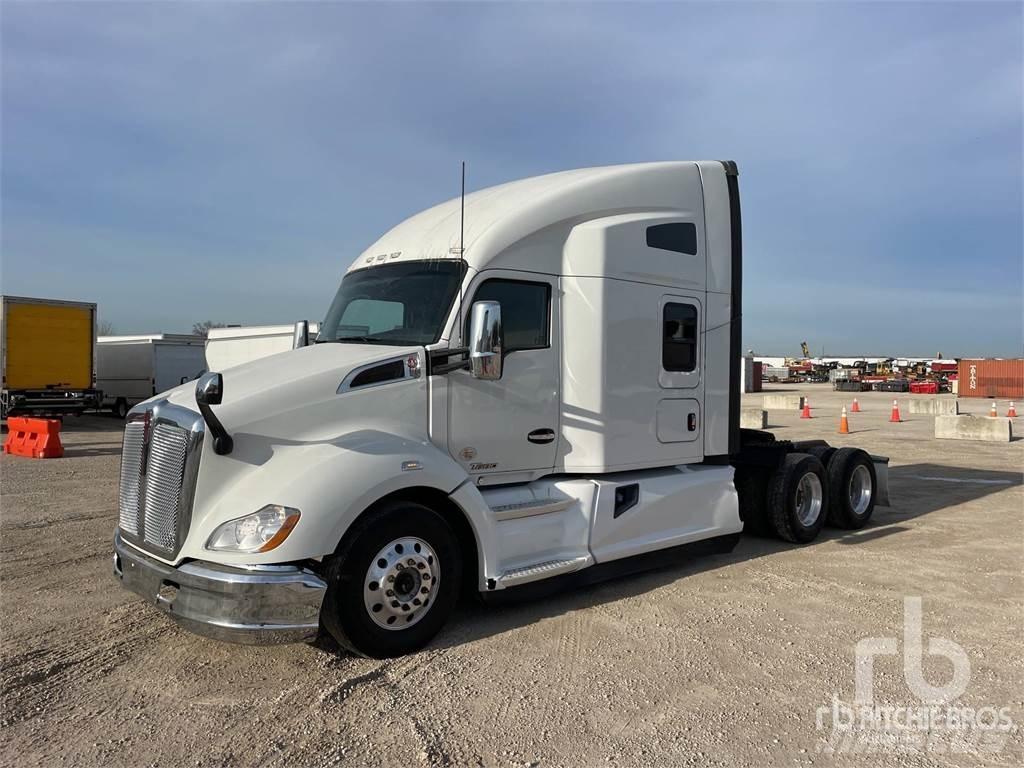 Kenworth T680 Motrici e Trattori Stradali