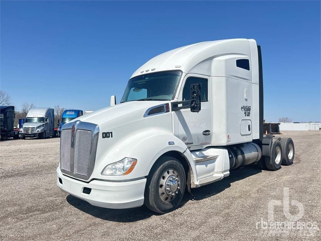 Kenworth T680 Motrici e Trattori Stradali