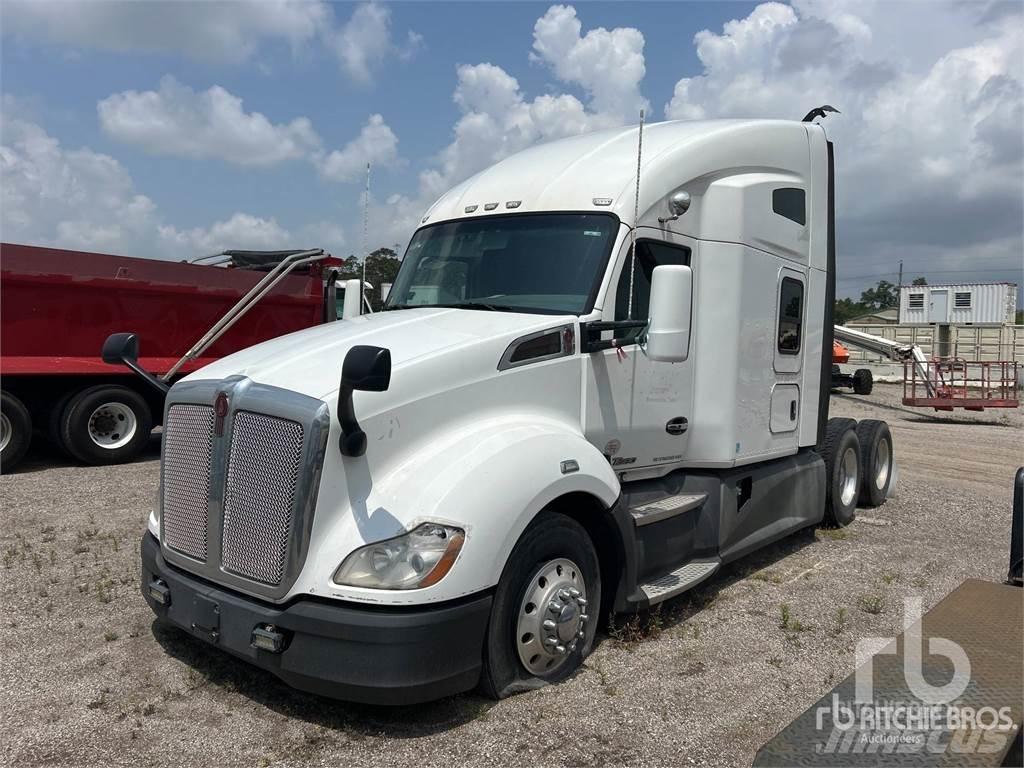 Kenworth T680 Motrici e Trattori Stradali