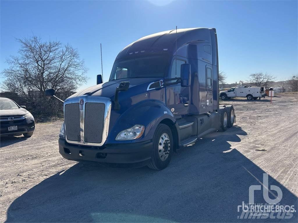 Kenworth T680 Motrici e Trattori Stradali