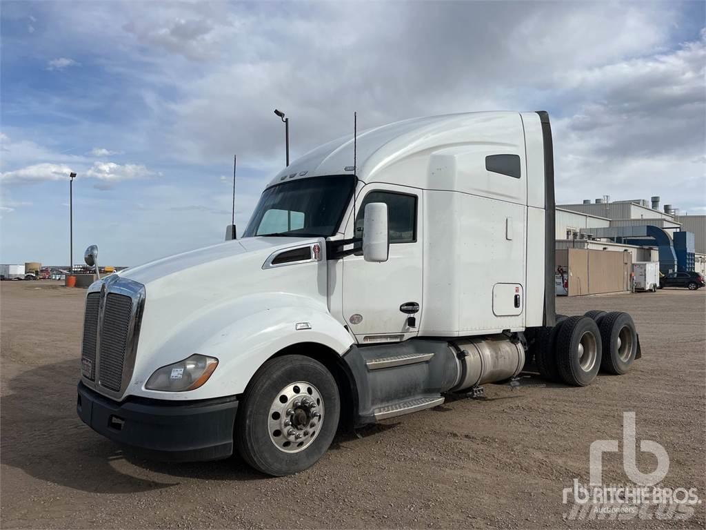 Kenworth T680 Motrici e Trattori Stradali