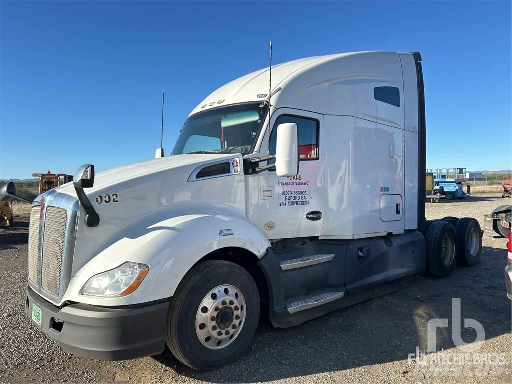 Kenworth T680 Motrici e Trattori Stradali