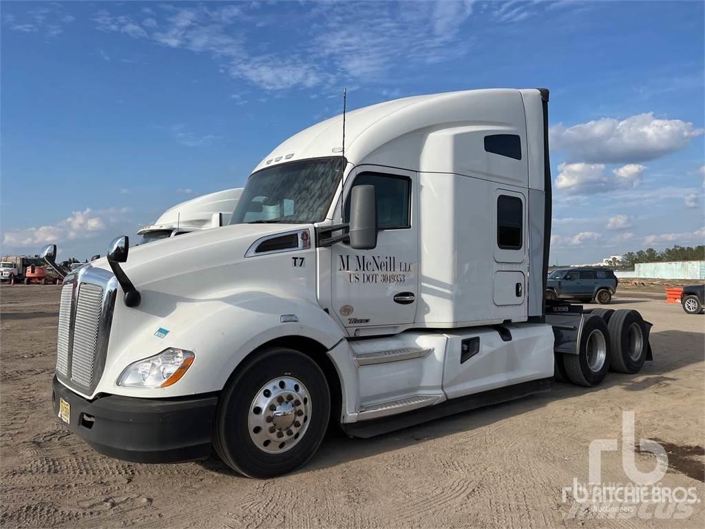 Kenworth T680 Motrici e Trattori Stradali