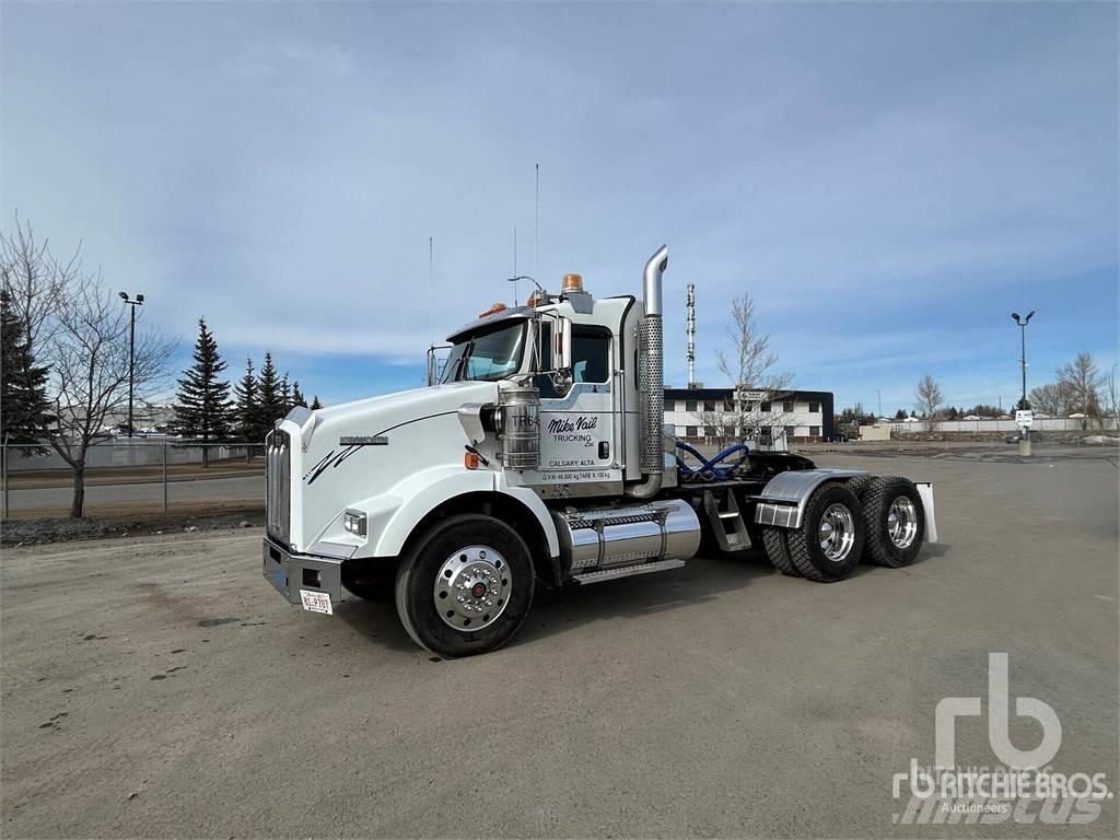 Kenworth T800 Motrici e Trattori Stradali