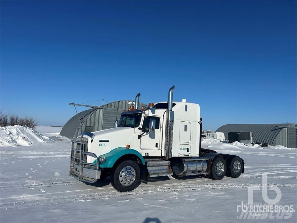 Kenworth T800 Motrici e Trattori Stradali