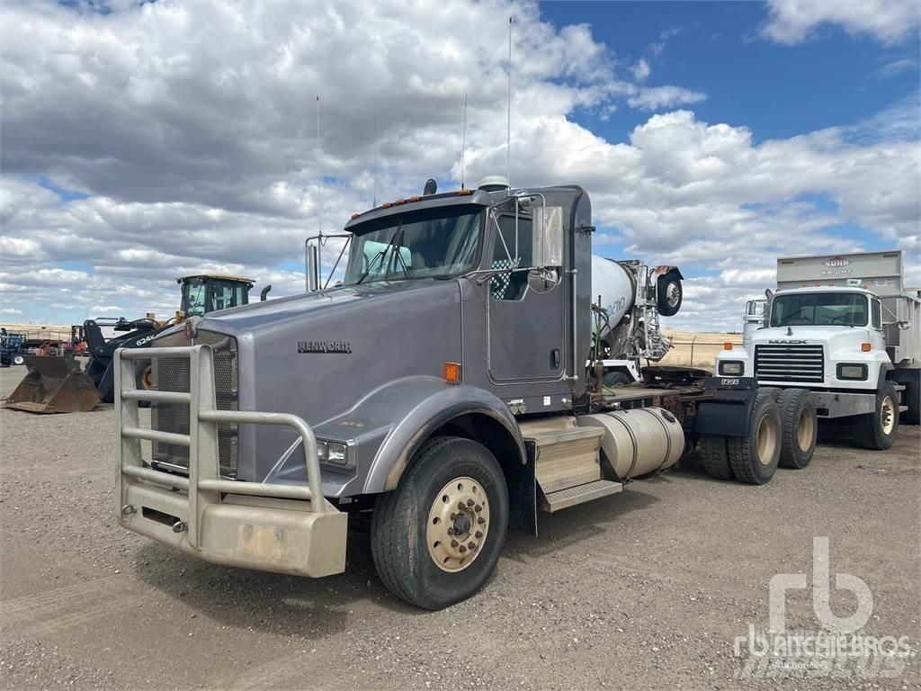 Kenworth T800 Motrici e Trattori Stradali