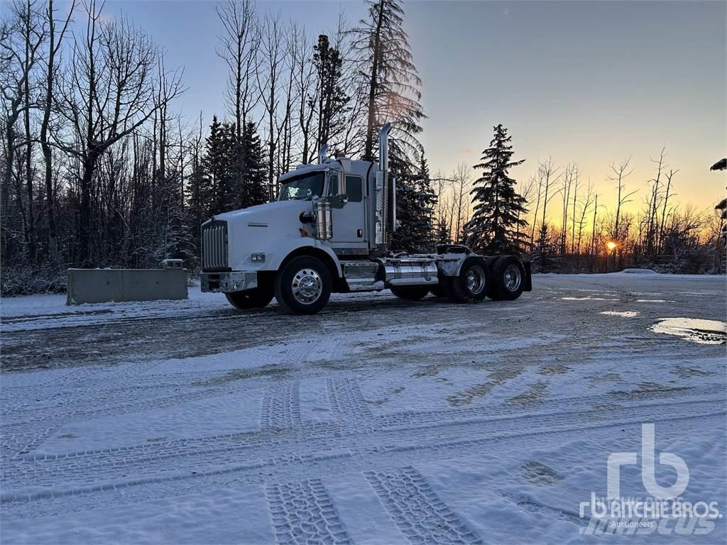 Kenworth T800 Motrici e Trattori Stradali