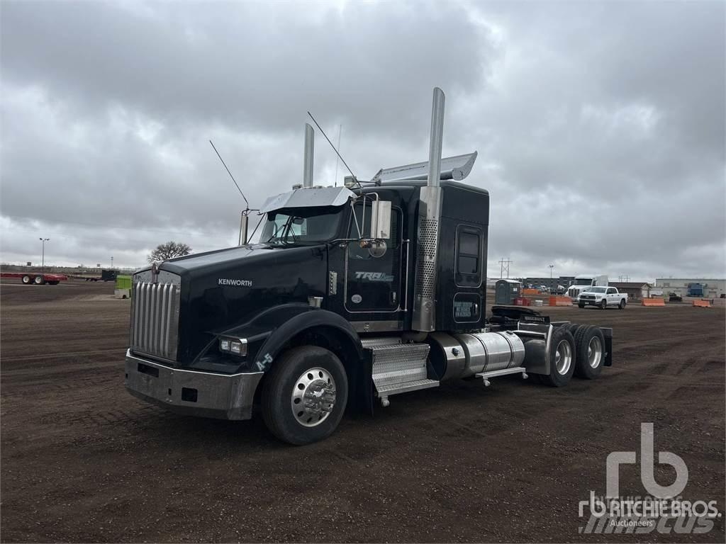 Kenworth T800 Motrici e Trattori Stradali