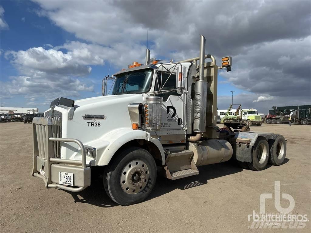 Kenworth T800 Motrici e Trattori Stradali