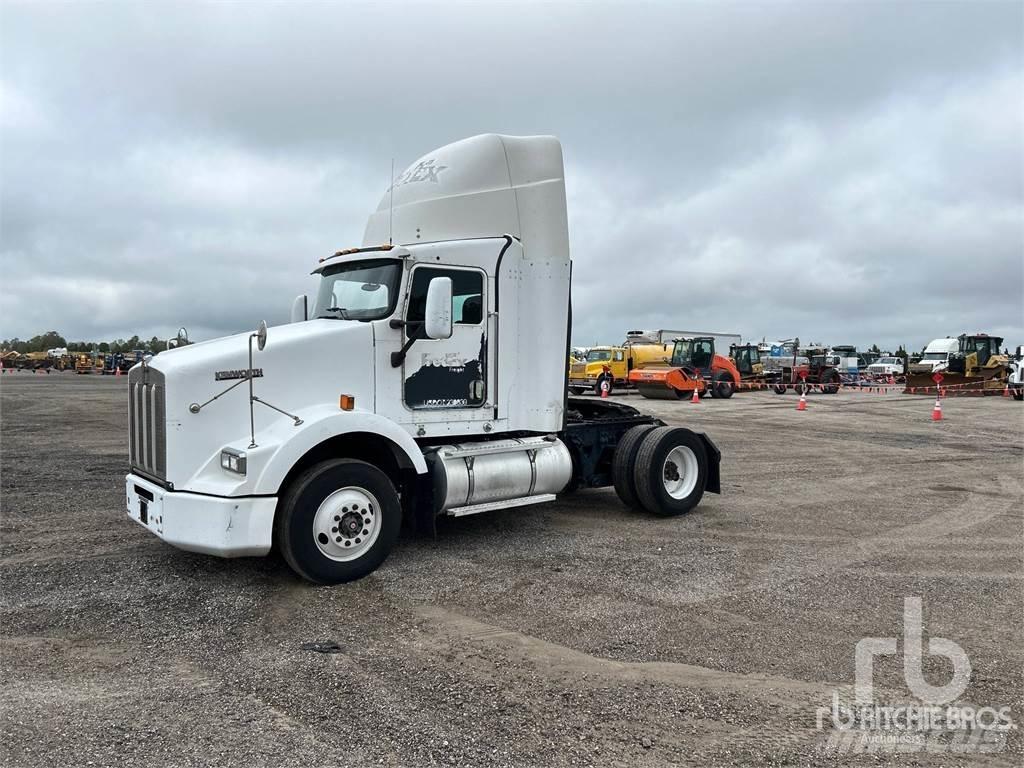 Kenworth T800 Motrici e Trattori Stradali