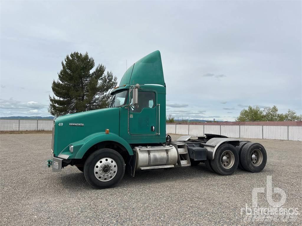 Kenworth T800 Motrici e Trattori Stradali