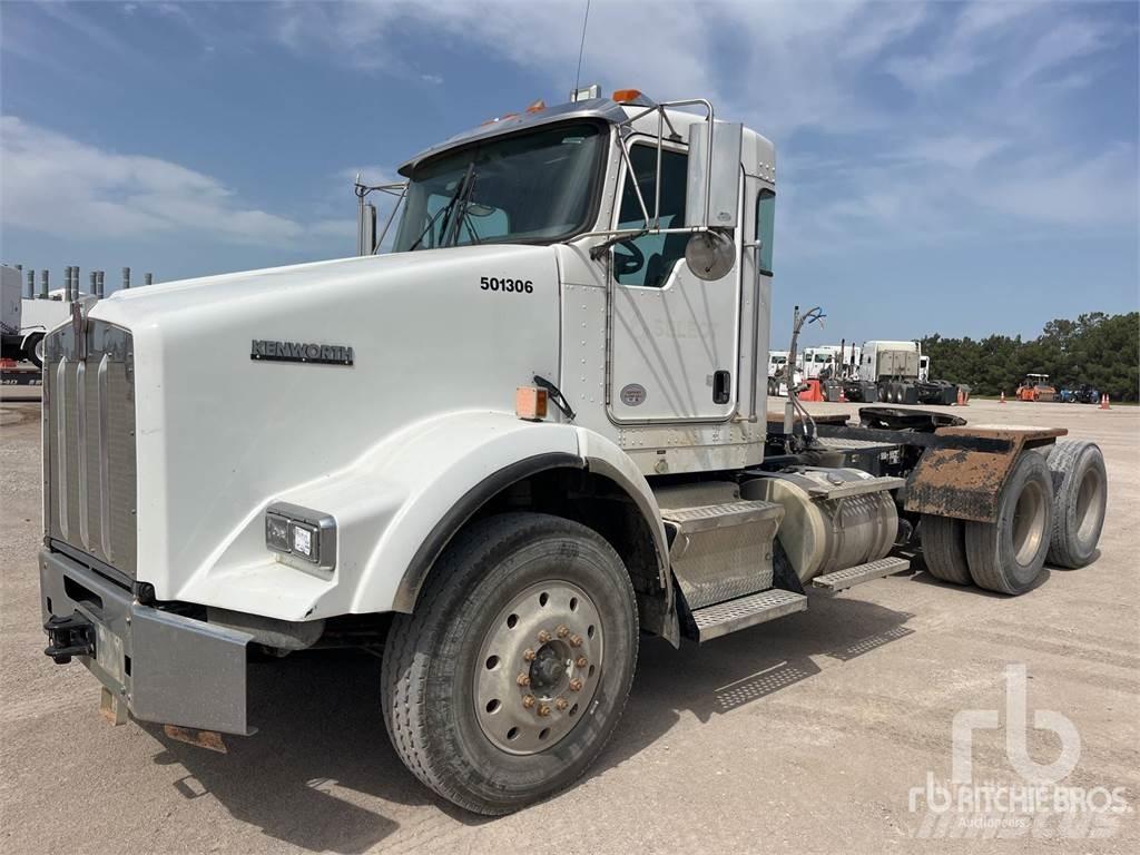 Kenworth T800 Motrici e Trattori Stradali