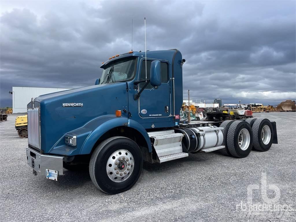 Kenworth T800 Motrici e Trattori Stradali