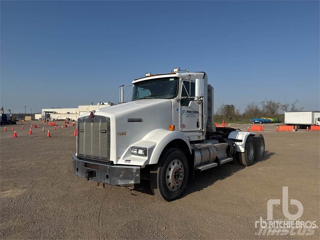 Kenworth T800 Motrici e Trattori Stradali