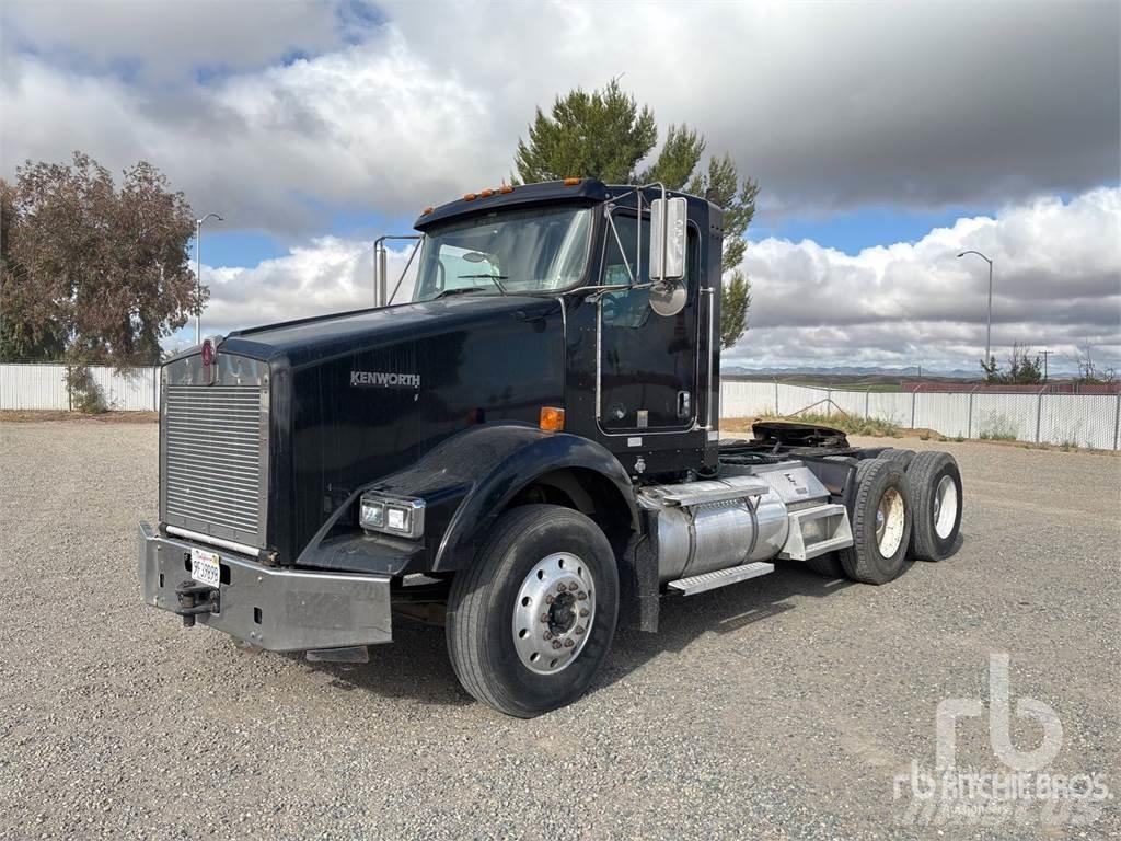 Kenworth T800 Motrici e Trattori Stradali