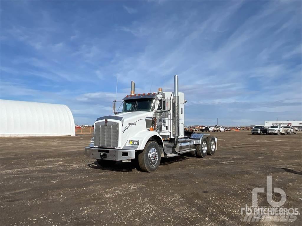 Kenworth T800B Motrici e Trattori Stradali