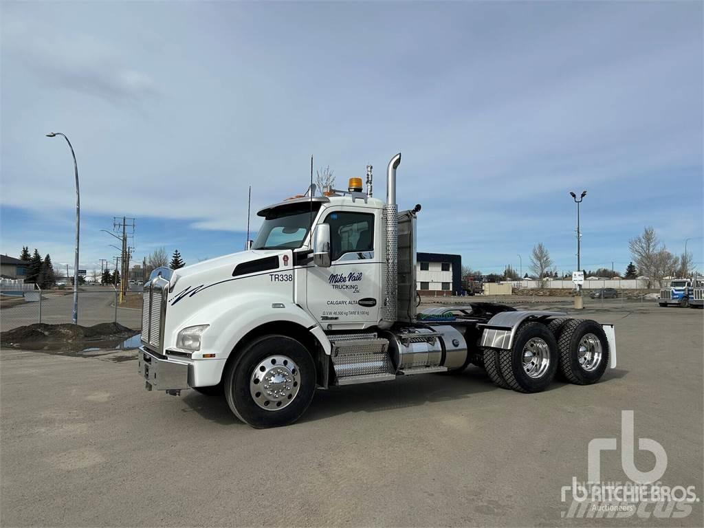 Kenworth T880 Motrici e Trattori Stradali