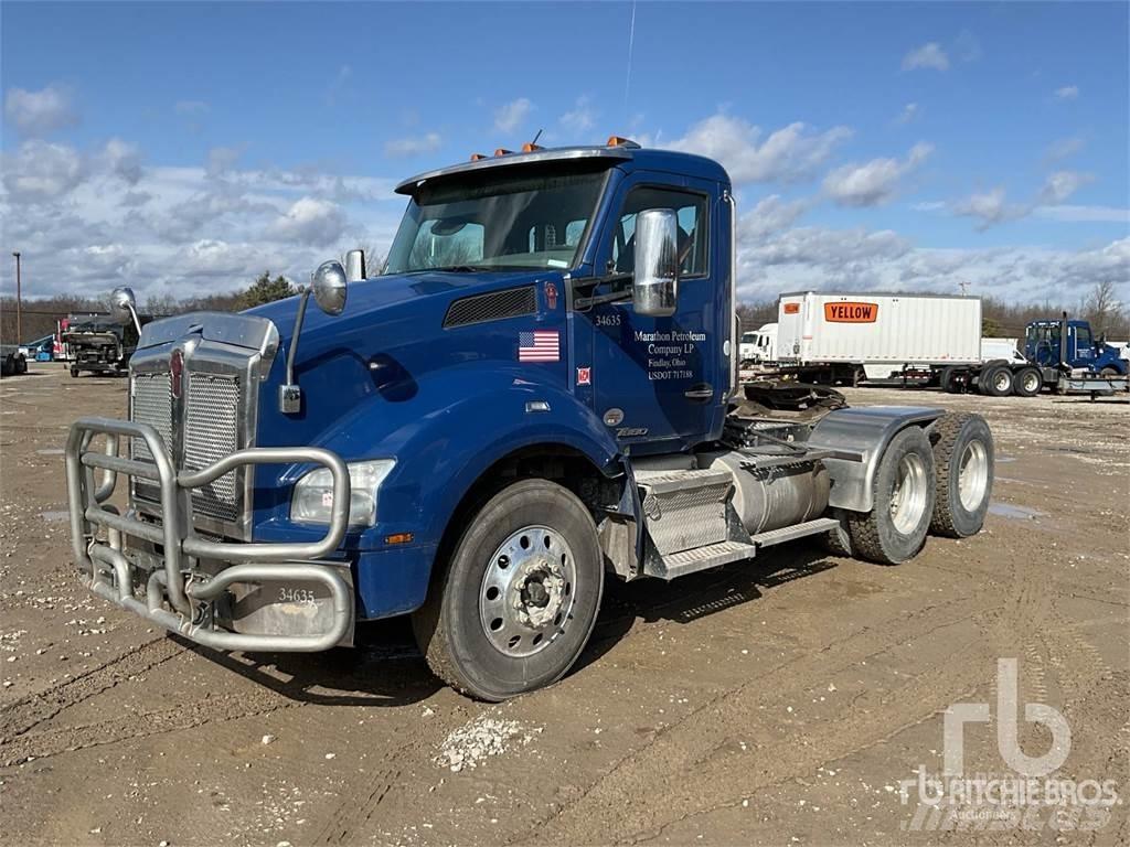 Kenworth T880 Motrici e Trattori Stradali