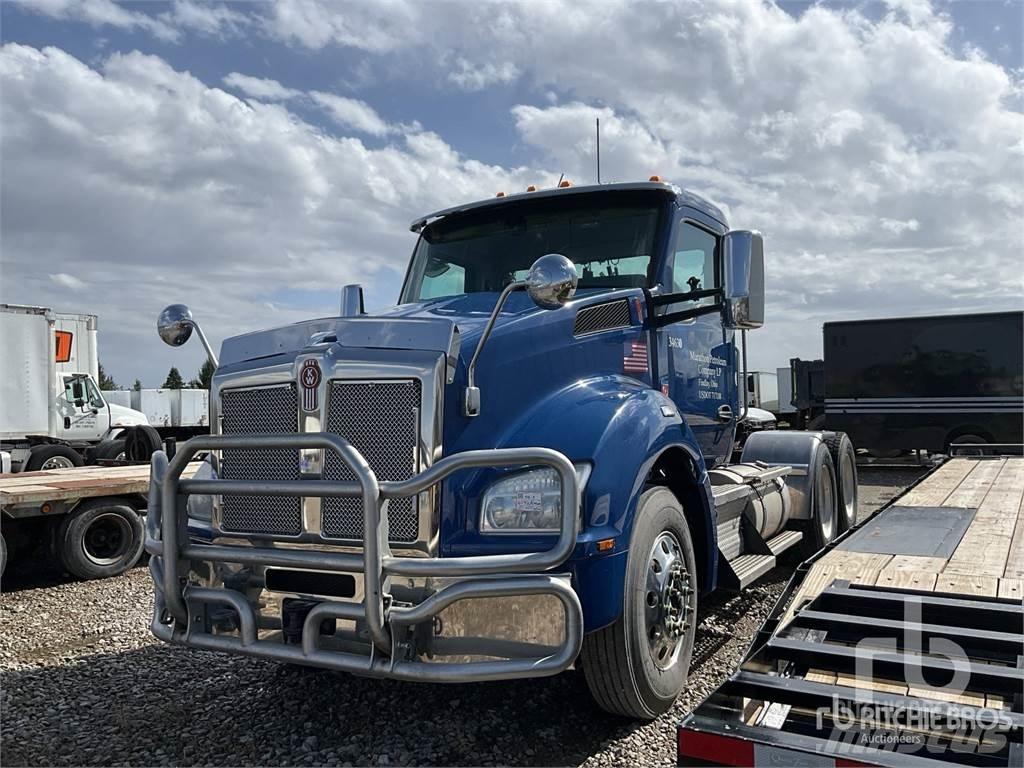 Kenworth T880 Motrici e Trattori Stradali