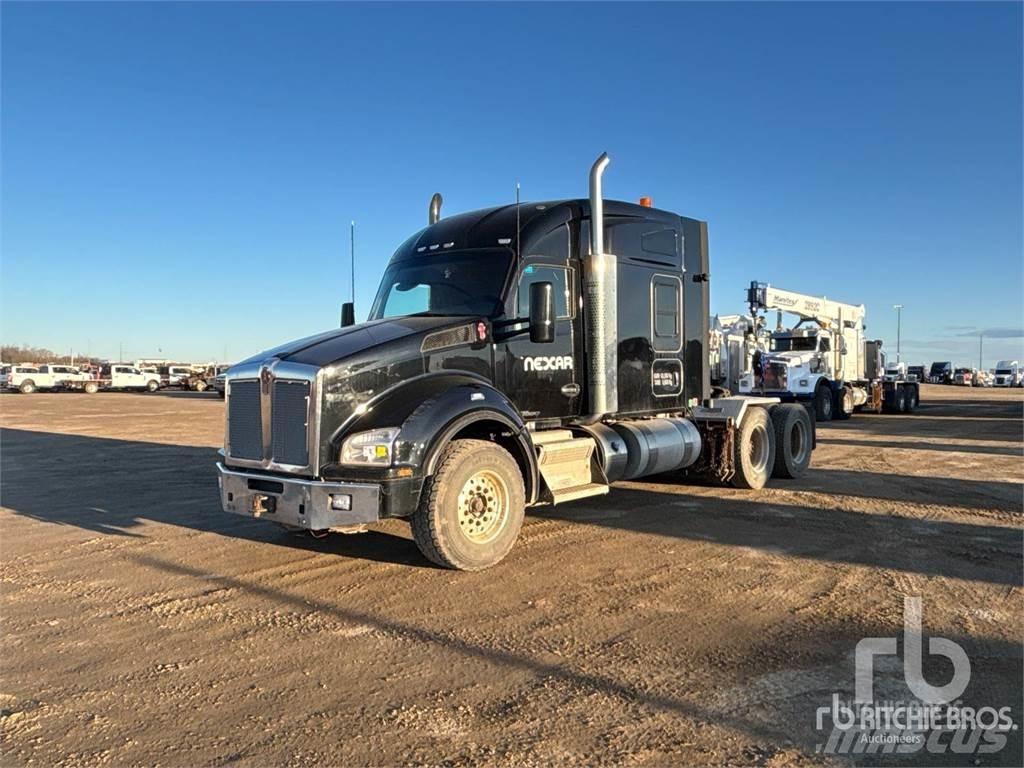 Kenworth T880 Motrici e Trattori Stradali