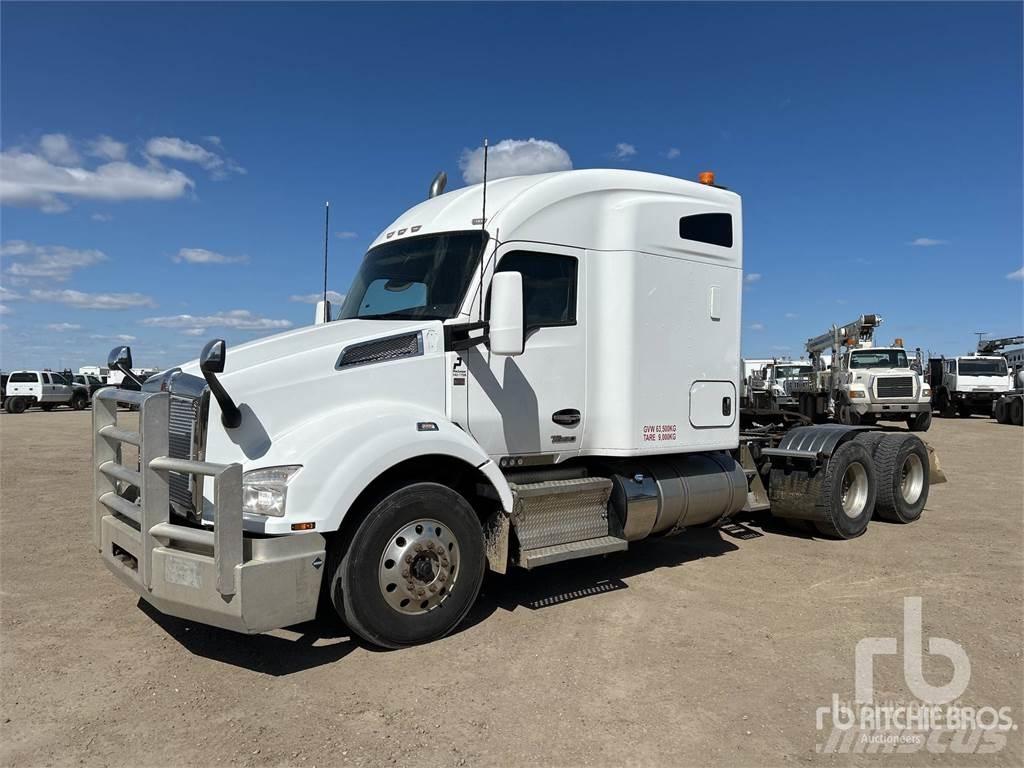 Kenworth T880 Motrici e Trattori Stradali