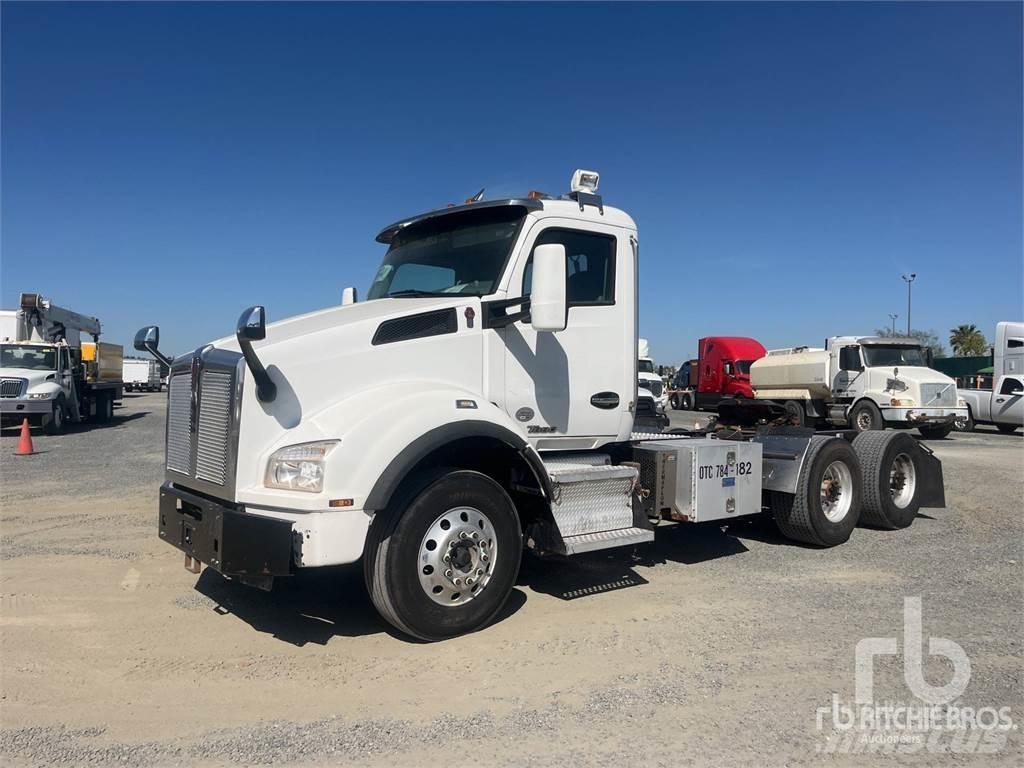 Kenworth T880 Motrici e Trattori Stradali
