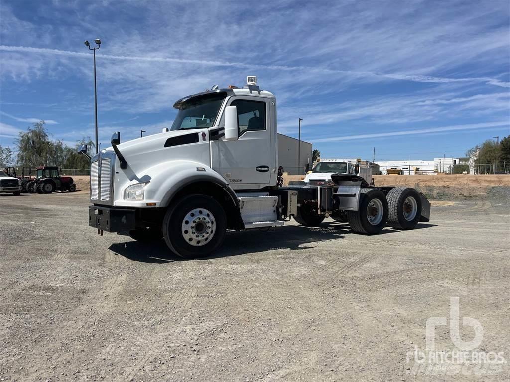 Kenworth T880 Motrici e Trattori Stradali