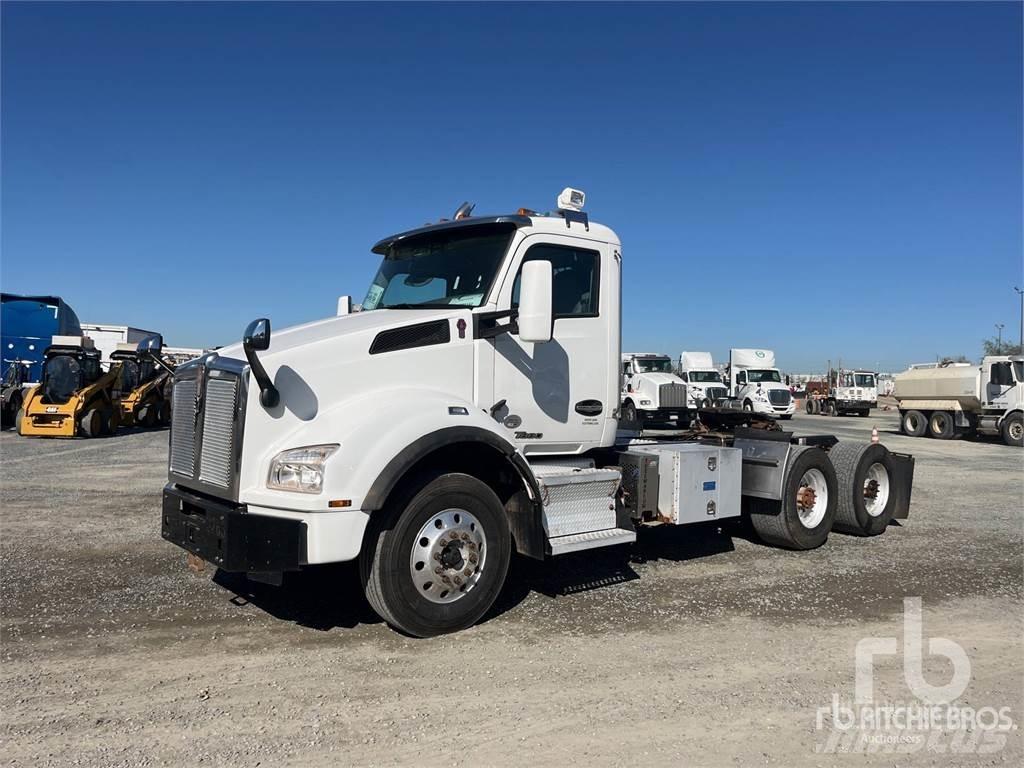 Kenworth T880 Motrici e Trattori Stradali