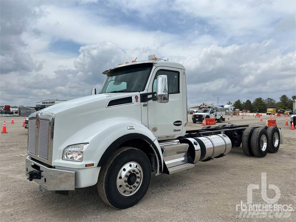 Kenworth T880 Autocabinati