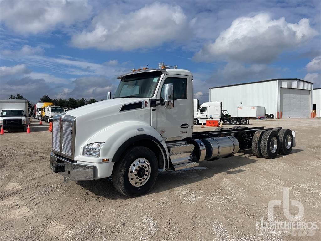 Kenworth T880 Autocabinati