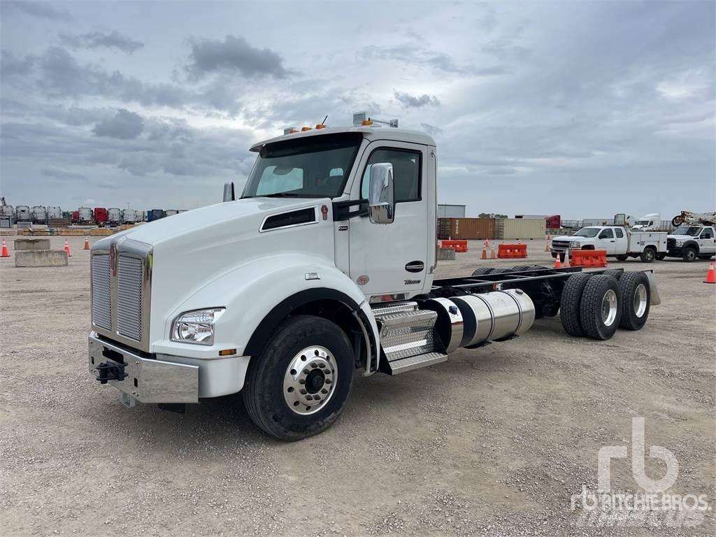 Kenworth T880 Autocabinati
