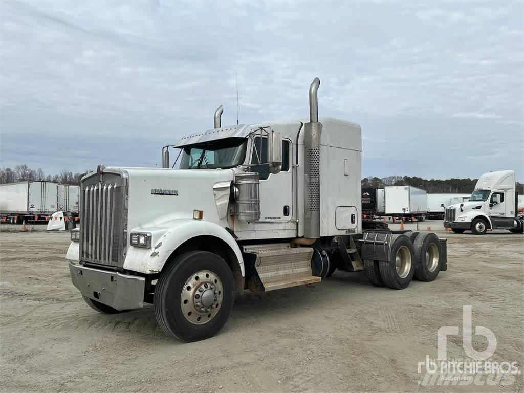 Kenworth W900 Motrici e Trattori Stradali