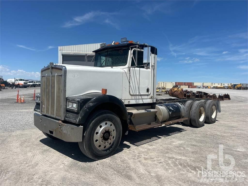 Kenworth W900 Autocabinati