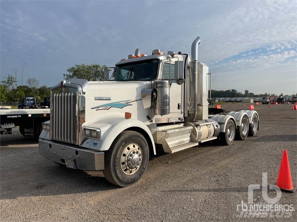 Kenworth W900 Motrici e Trattori Stradali