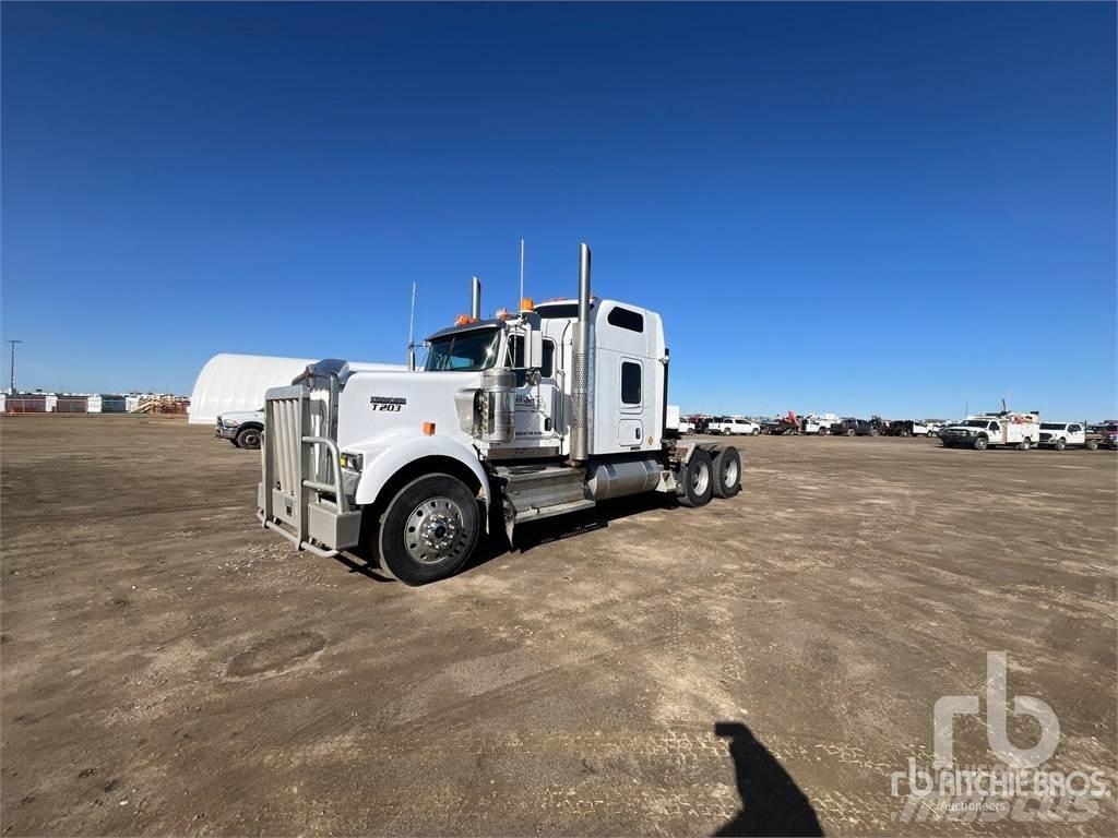 Kenworth W900 Motrici e Trattori Stradali