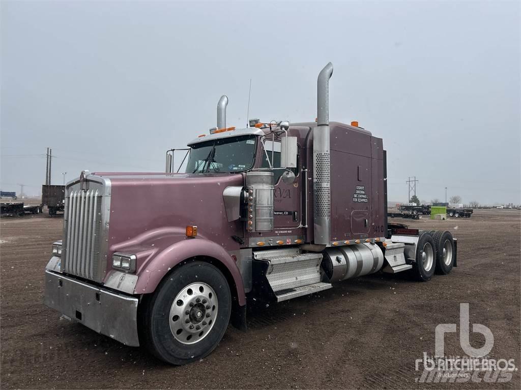 Kenworth W900 Motrici e Trattori Stradali
