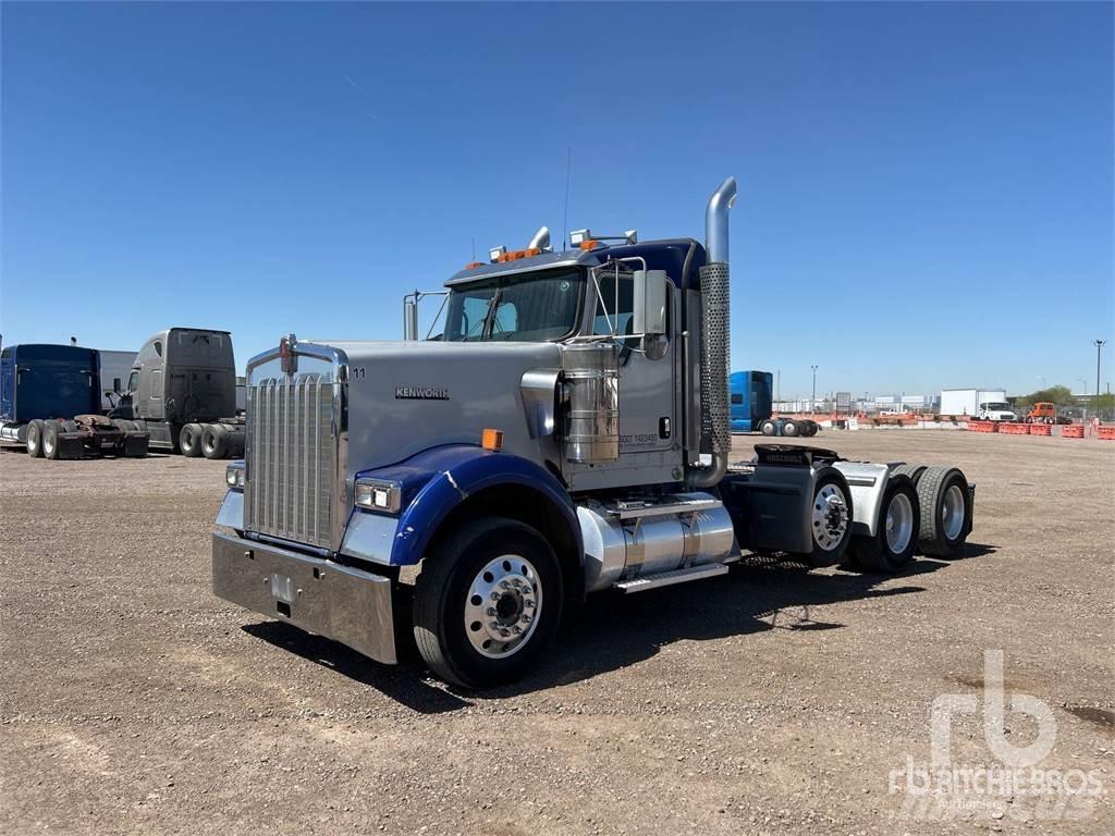 Kenworth W900 Motrici e Trattori Stradali