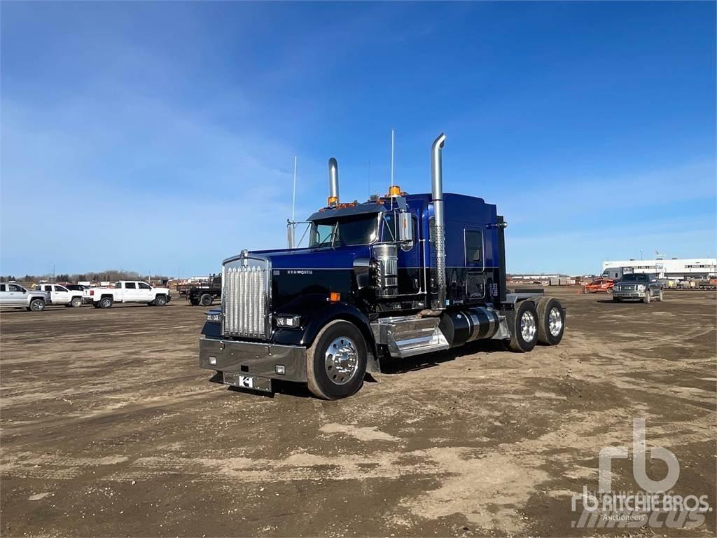 Kenworth W900L Motrici e Trattori Stradali