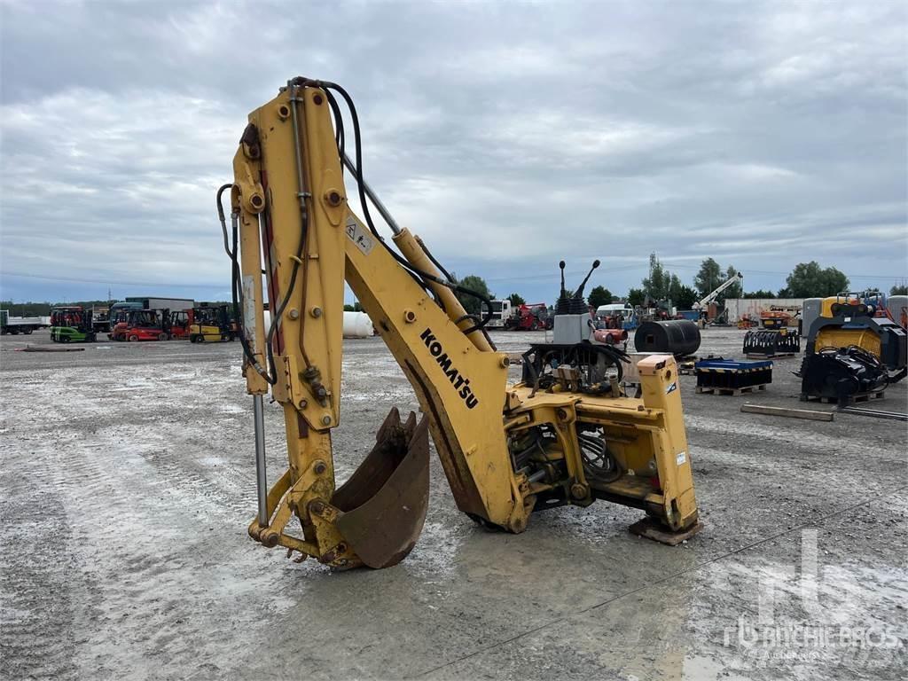 Komatsu Gear Retroescavatori