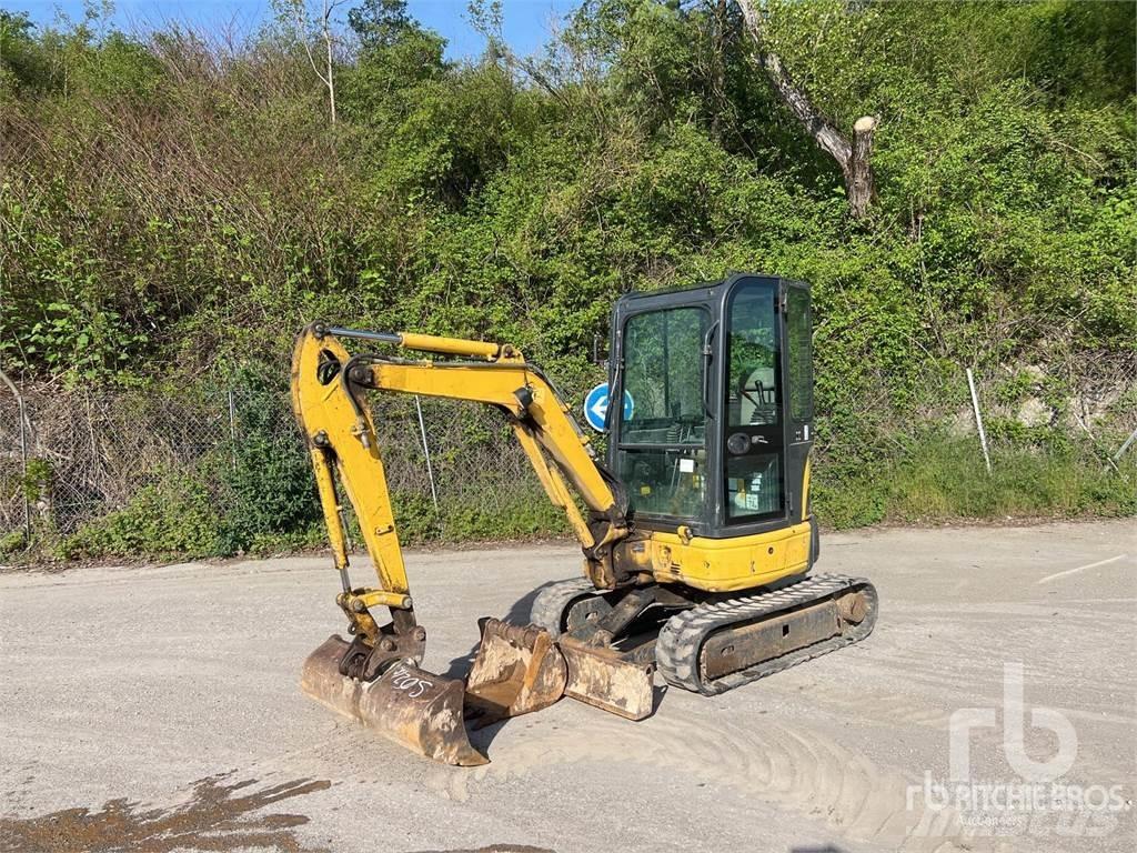 Komatsu PC26MR3 Miniescavatori