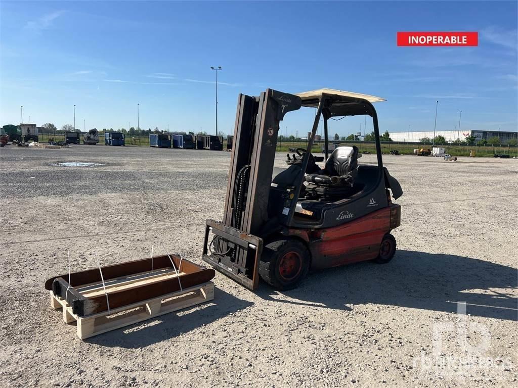 Linde E30 Carrelli elevatori elettrici