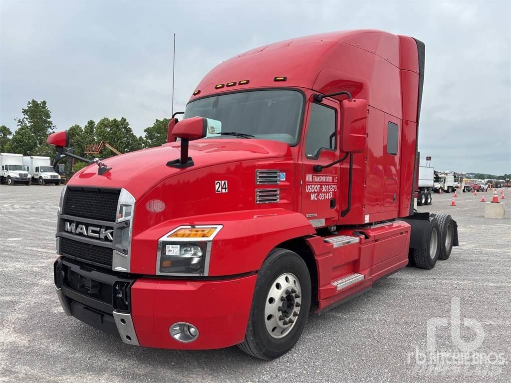 Mack AN64T Motrici e Trattori Stradali