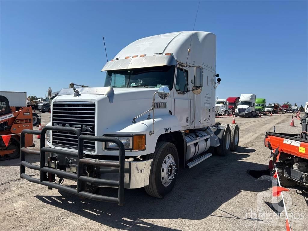 Mack CH613 Motrici e Trattori Stradali