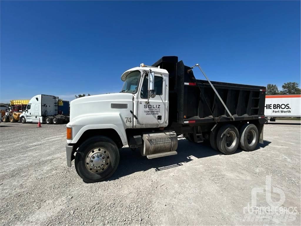 Mack CHN613 Camion ribaltabili