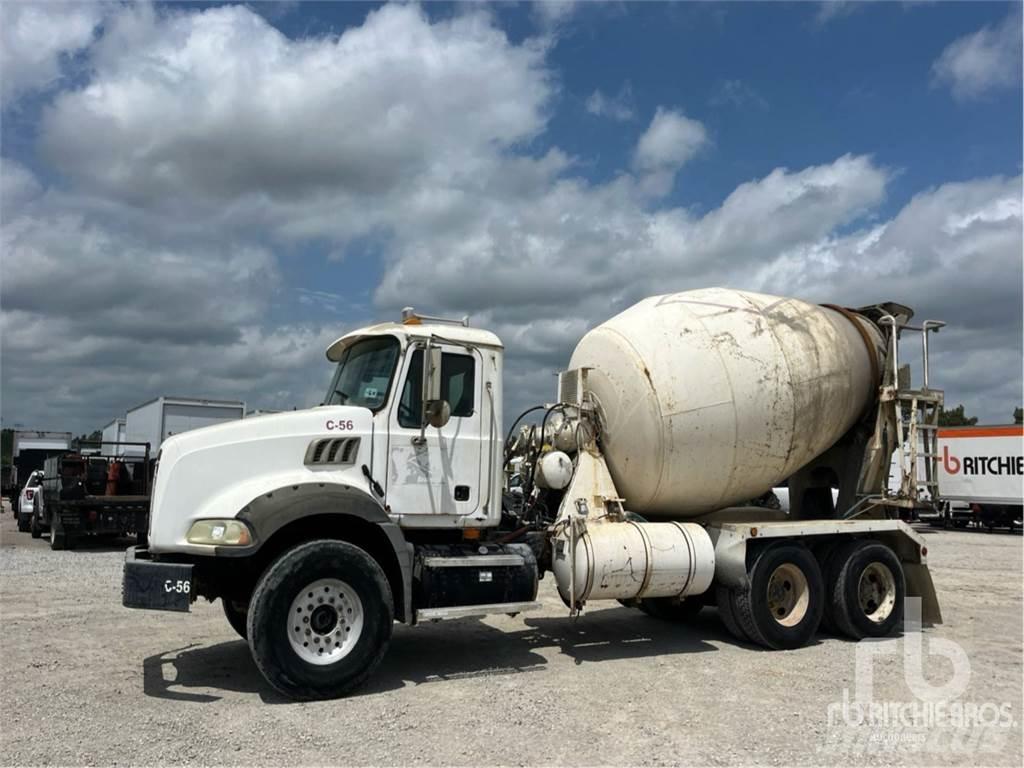 Mack CTP713 Betoniere